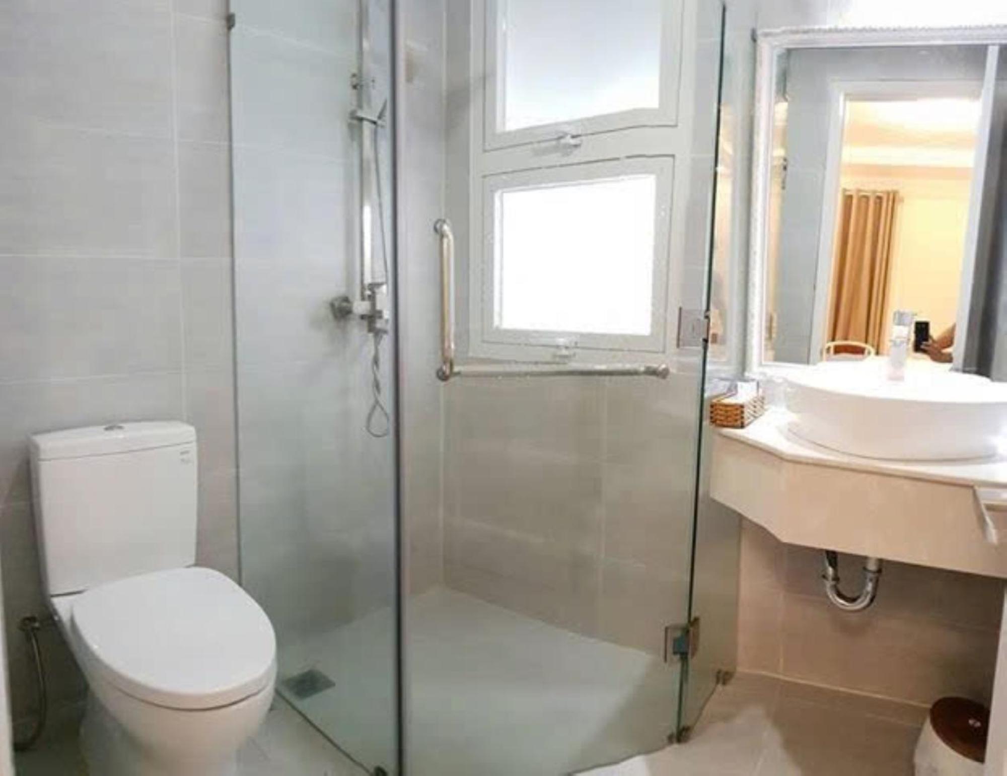 הו צ'י מין סיטי Khai Hung Hotel Binh Chanh מראה חיצוני תמונה